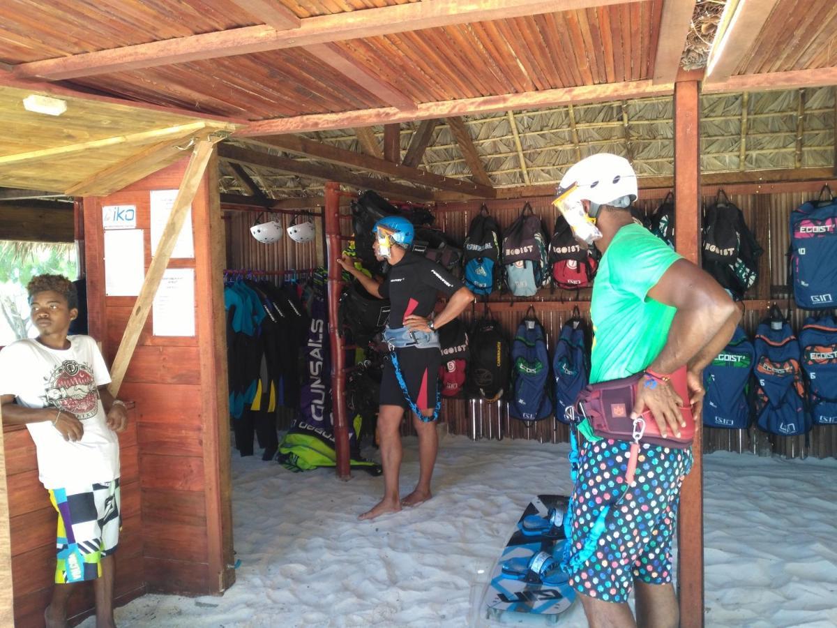 Ocean Lodge Kite & Windsurf Antsiranana Экстерьер фото