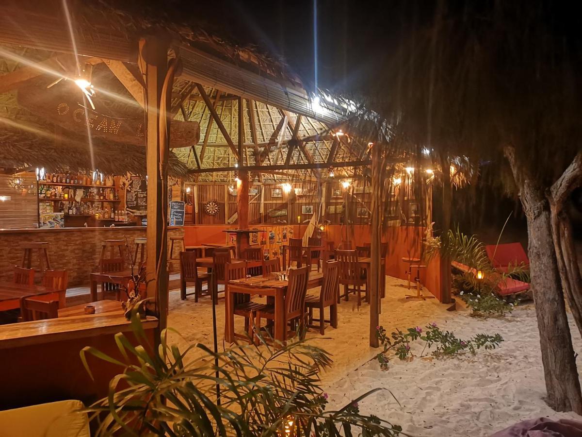 Ocean Lodge Kite & Windsurf Antsiranana Экстерьер фото