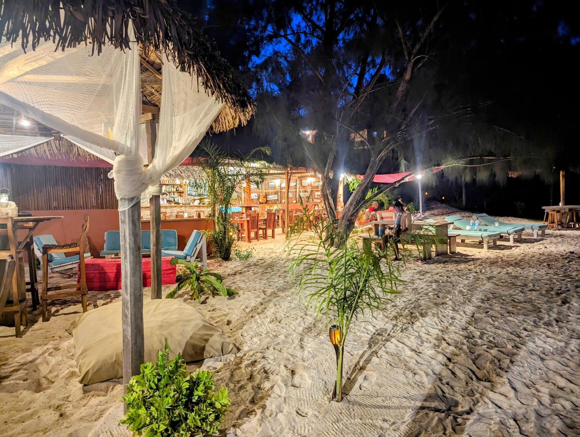 Ocean Lodge Kite & Windsurf Antsiranana Экстерьер фото